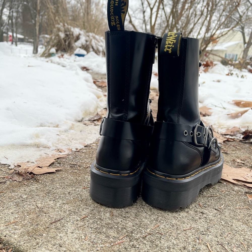 RARE Dr. Martens Combat Boots Platform Jadon hi Stud 10 eyelet Size 8 Buckle - Picture 11 of 15